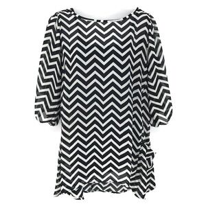 Lily White Black and‎ White Chevron Blouse